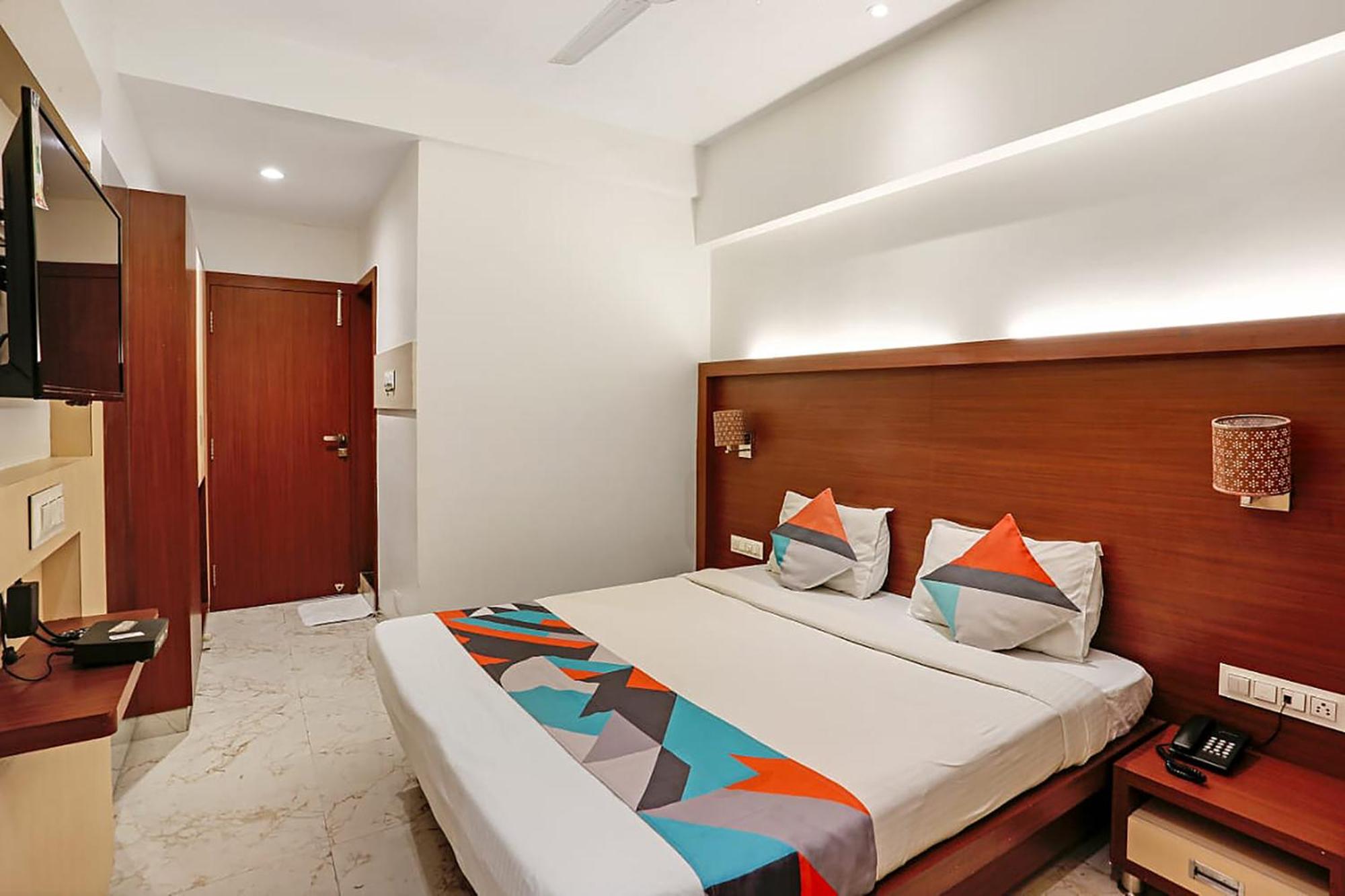 Fabhotel Spring Inn - Nr Borivali Station Malad المظهر الخارجي الصورة